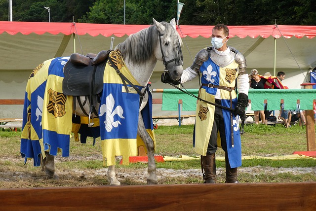 属于他们自 属于他们自